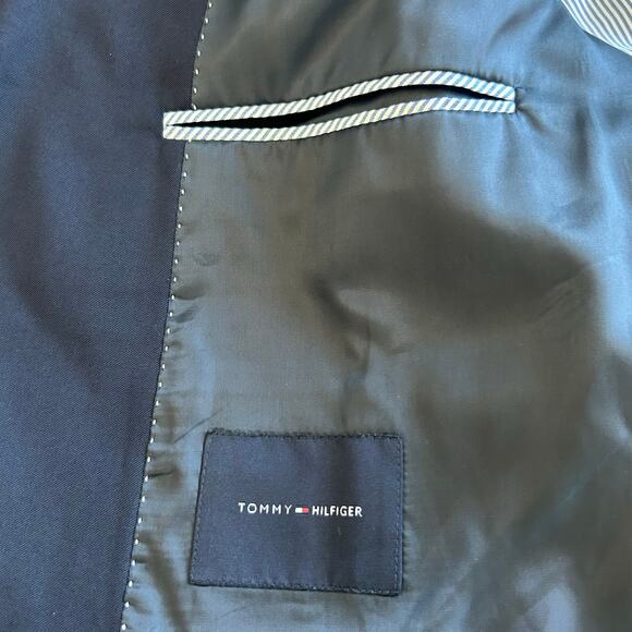 Tommy Hilfiger Navy Blue 2 Button Blazer 100% Wool - Picture 5 of 12